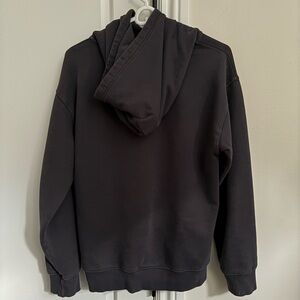 Aritzia dark purple hoodie, TNA cozy fleece, used but in great condition